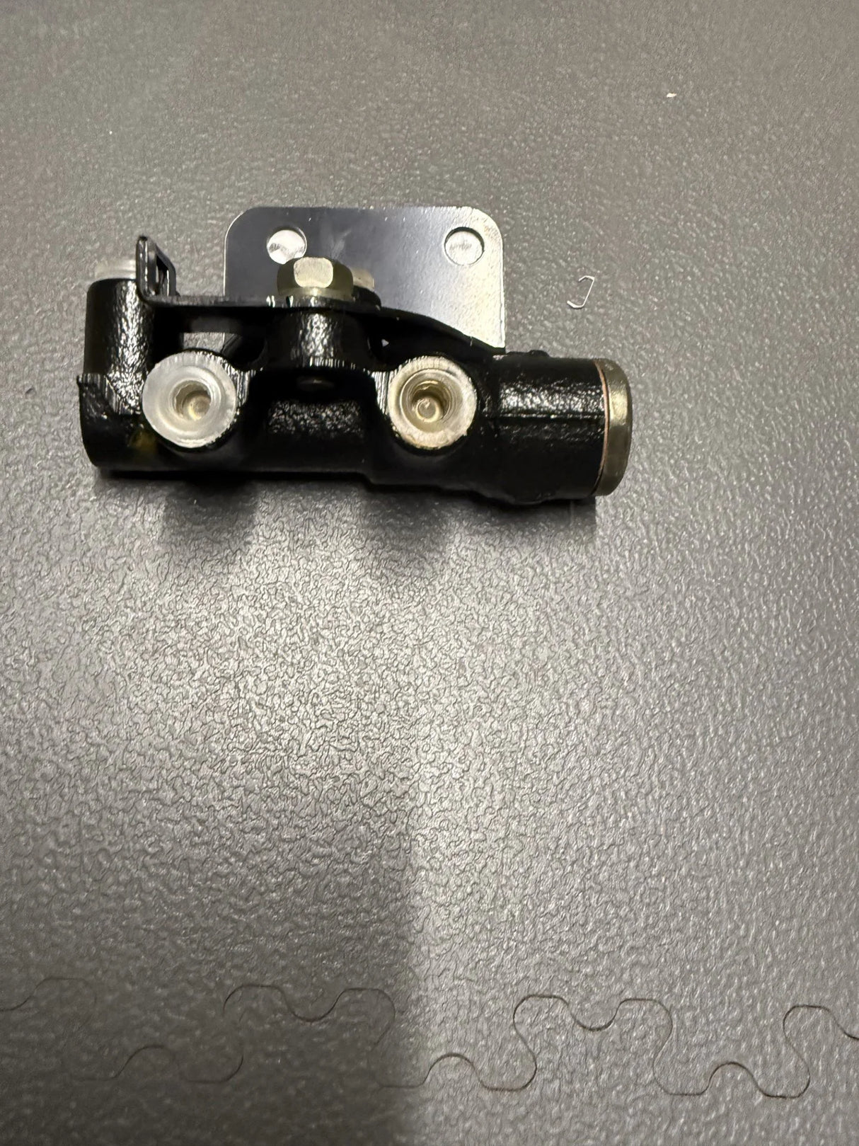 27673FA001 Subaru Brake Pressure Control Valve up to 2001