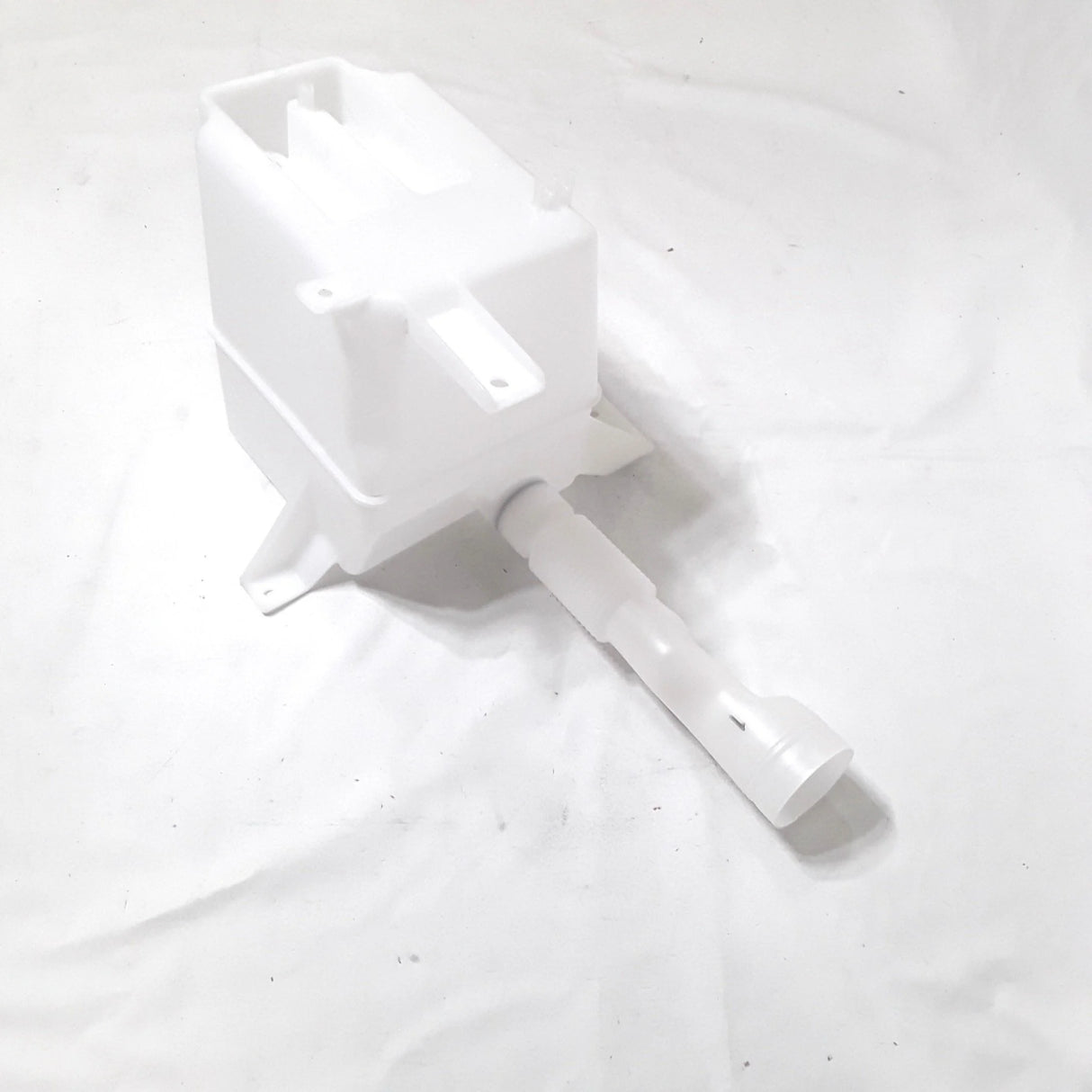 86631FG010 Subaru Screen Wash Water Tank 2008-2014