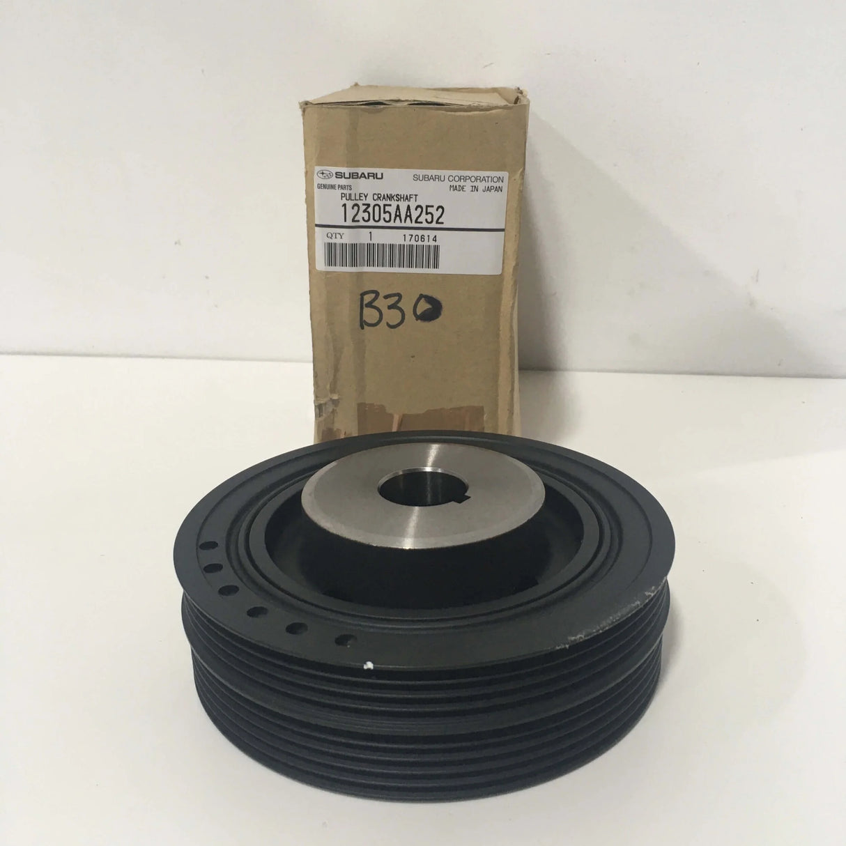 12305AA252 Subaru Crankshaft Pulley 1997 Onwards