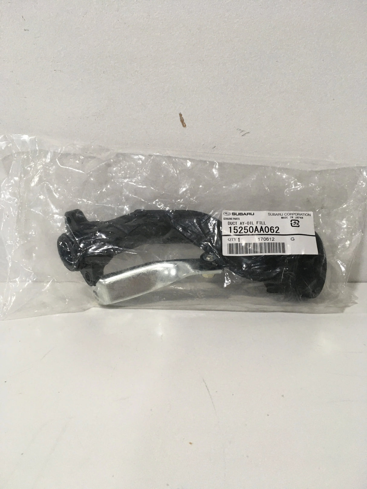 15250AA062 Subaru Oil Filler Duct Assembly 2008 Onwards (15250AA061)