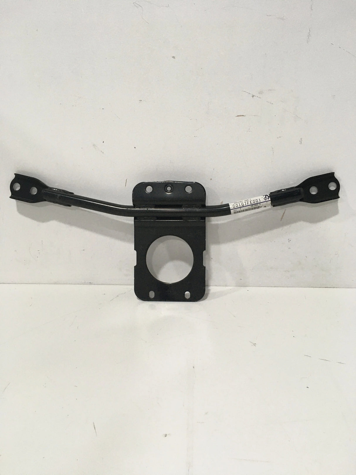 20107FE001 Subaru Suspension Crossmember Reinforcement Front Brace 2002-2006