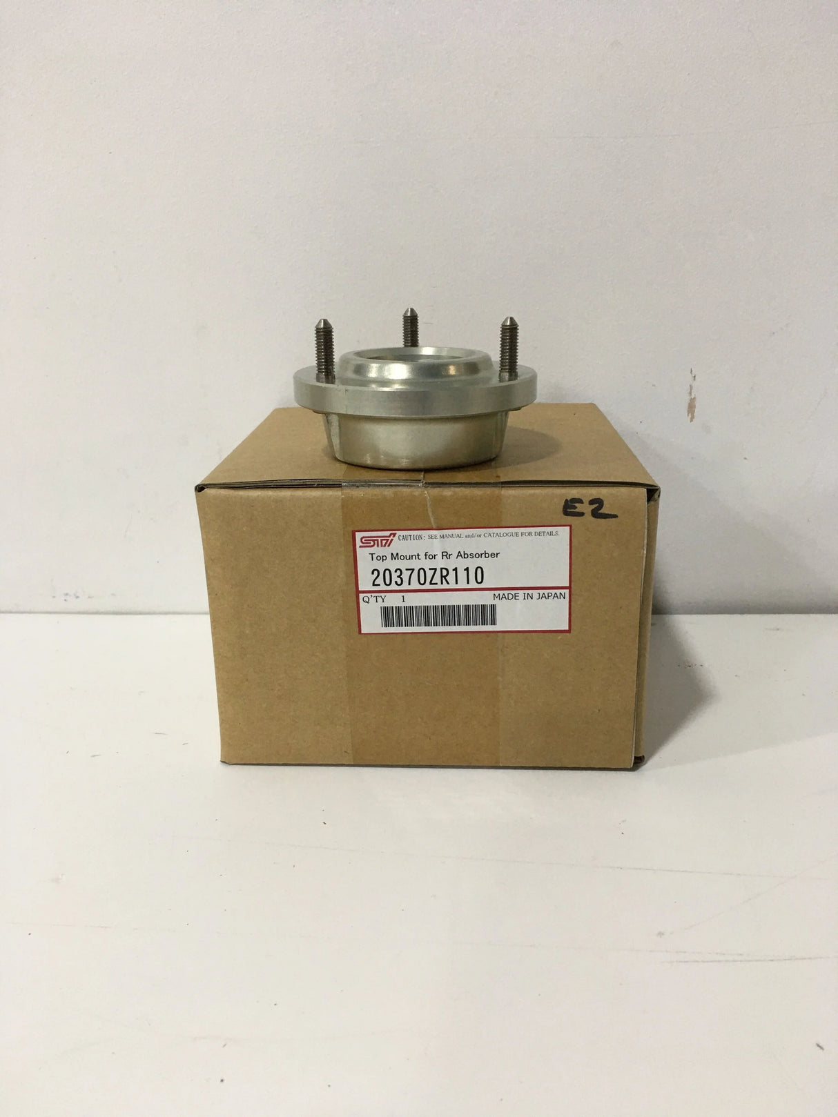20370ZR110 Subaru STI Rear Top Mount R4