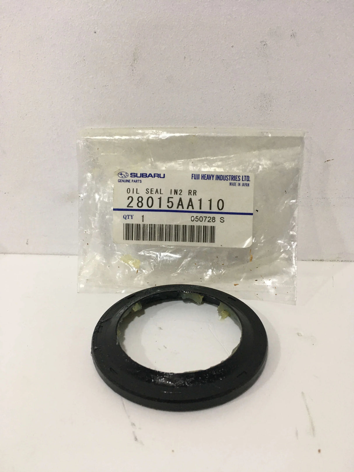 28015AA110 Subaru Hub Seal Inner Rear (28015AA1108A)