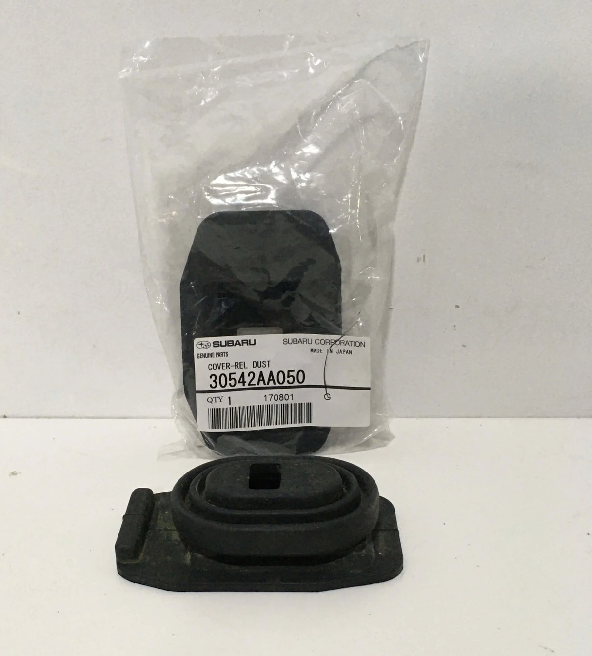 30542AA050 Subaru Clutch Cover Release Dust Boot 6MT