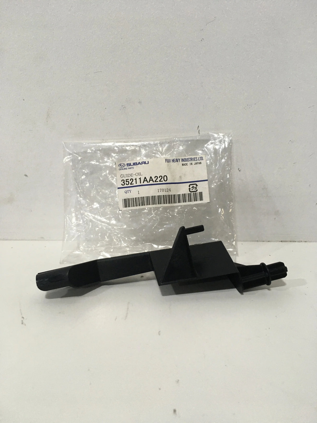 35211AA220 Subaru Oil Guide Transfer Gear Light up Switch 2008 Onwards