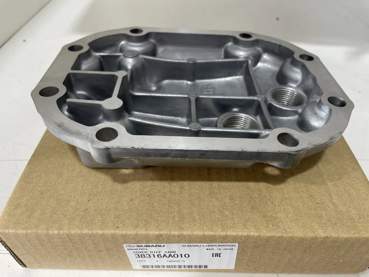 38316AA010 Subaru Rear Diff Case Cover 1991 -2001