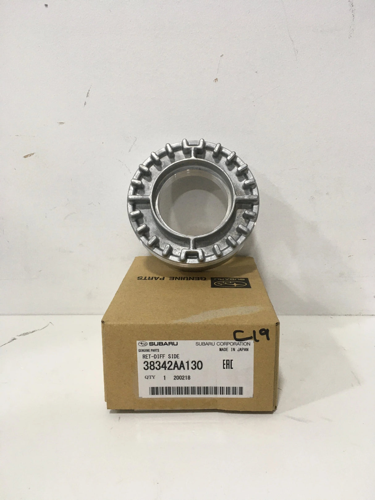 38342AA130 Subaru Front Diff Side Plate R/H Small 35mm Seal 2004 Onwards