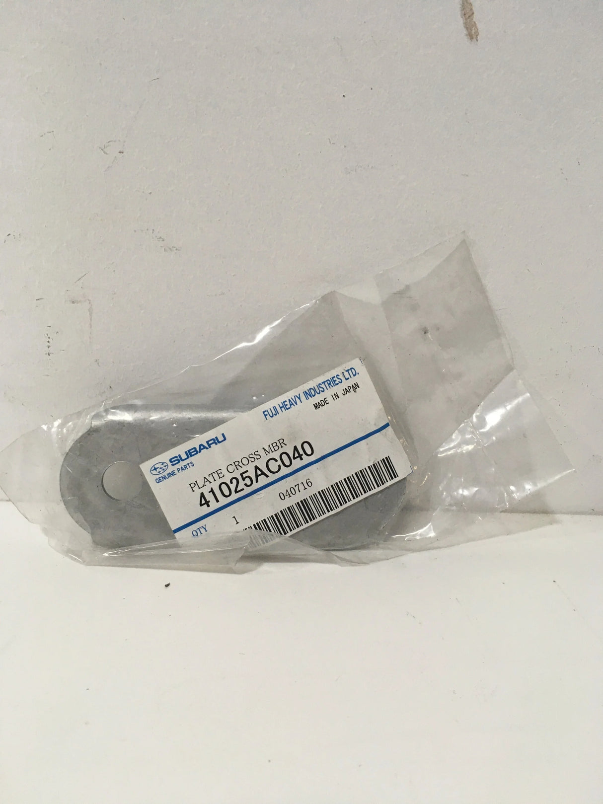 41025AC040 Subaru Transmission Crossmember Bracket (41025AC041)