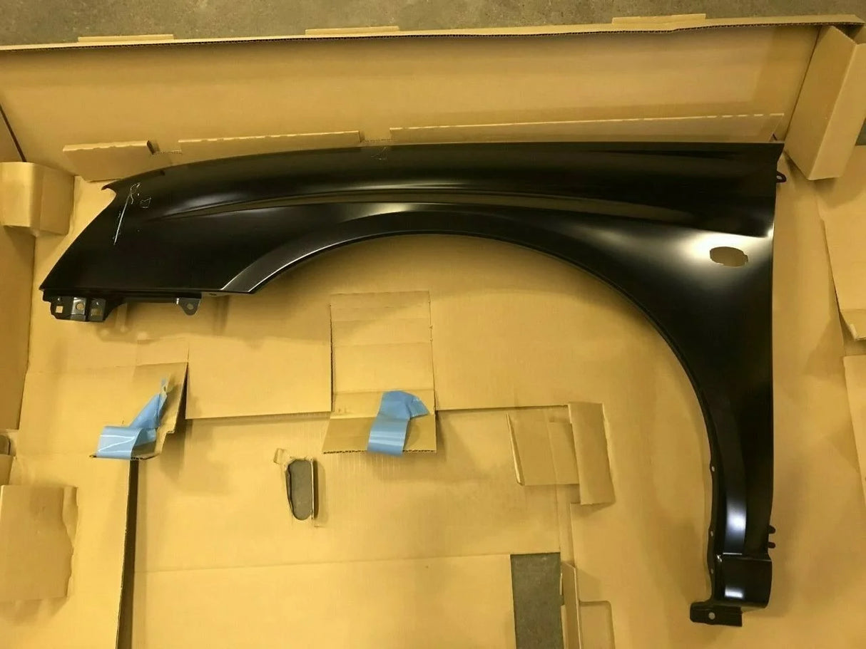 57110FE090 Subaru Front Wing Blobeye L/H 2004-2005