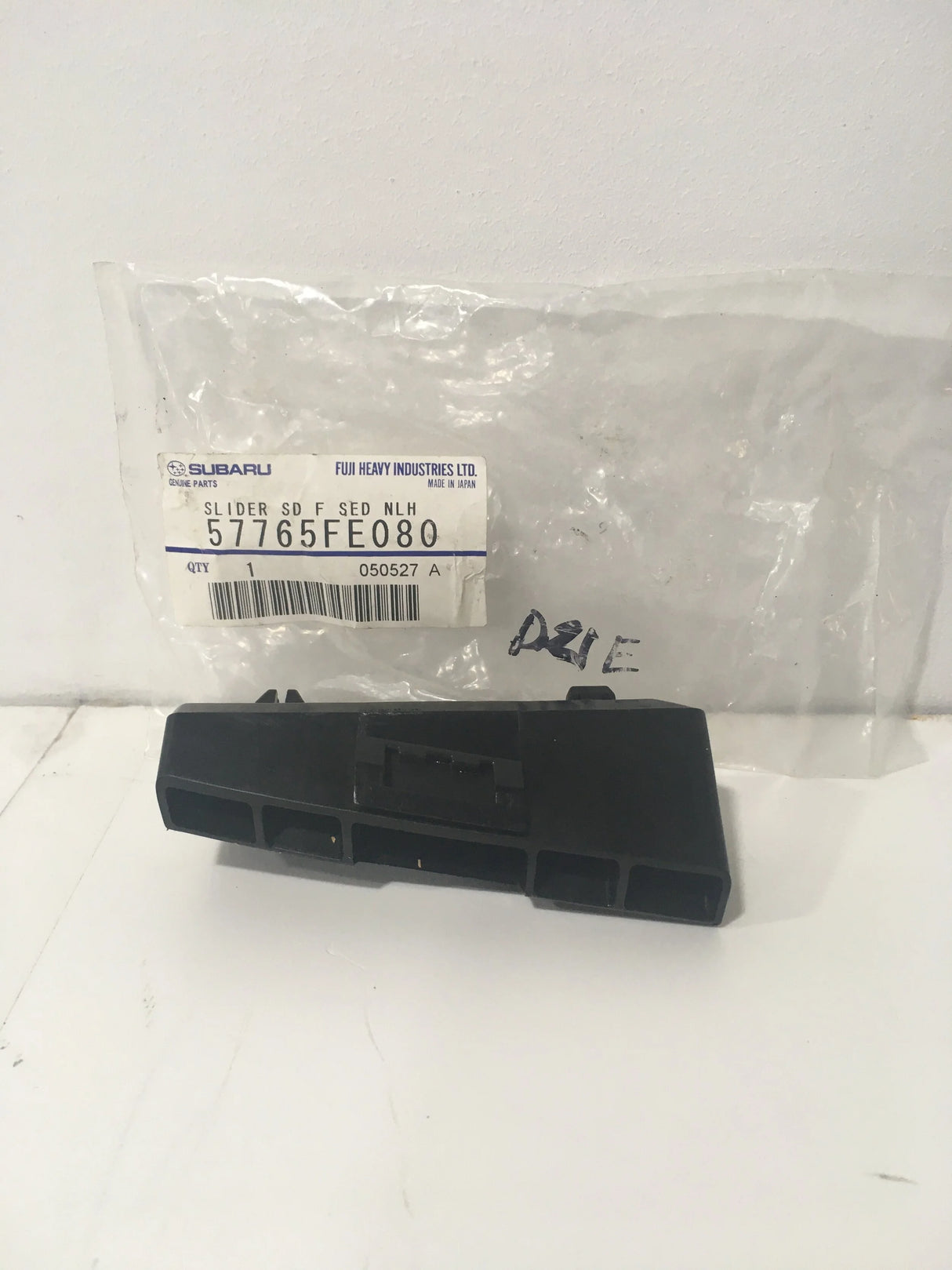 57765FE080 Subaru Front Bumper Guide L/H 2004-2005