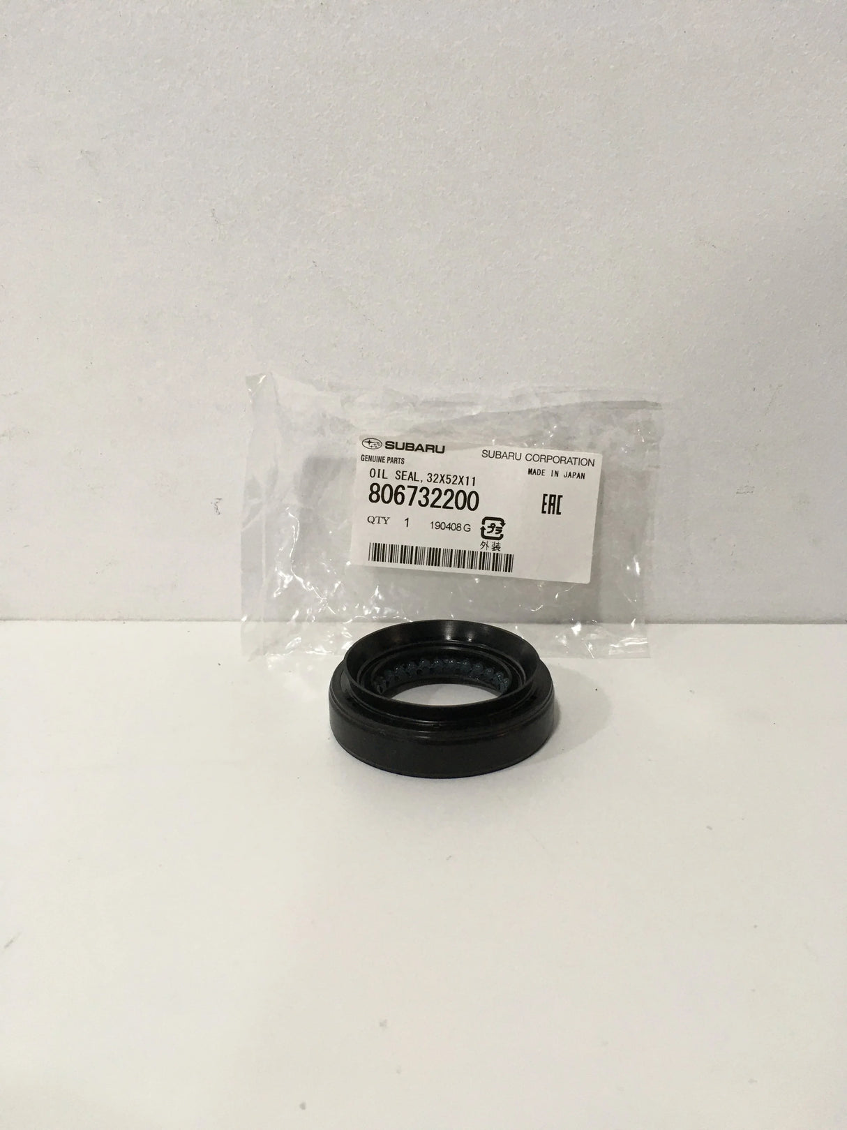 806732200 Subaru Rear Diff/Driveshaft Oil Seal 35x52x11