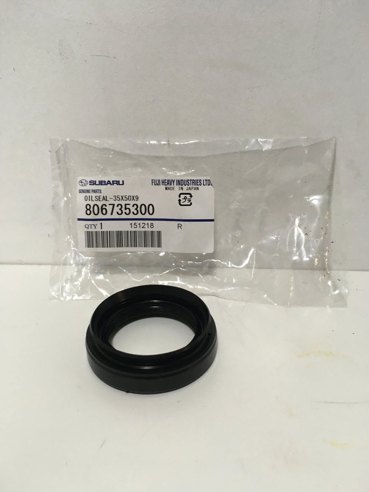 806735300 Subaru Oil Seal Front Diff R/H 35 x 50 x 9 (806735230)