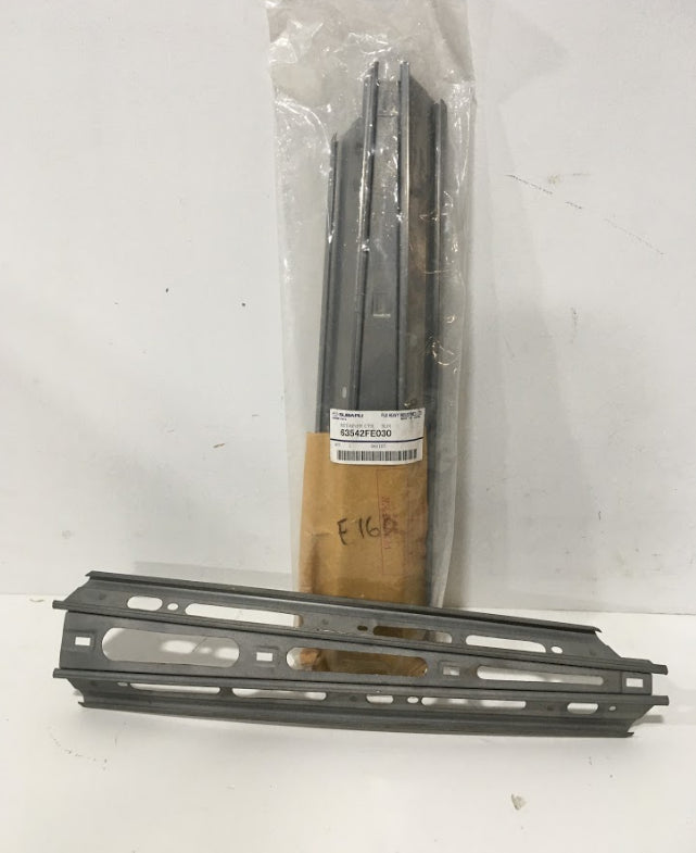 63542FE020 Retainer Centre B Pillar L/H 2002-2007