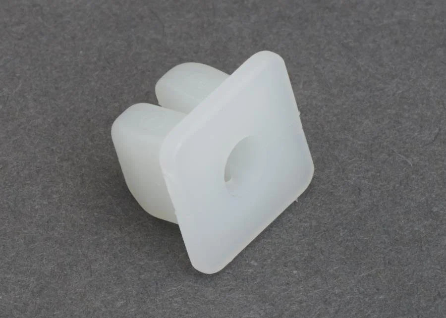 909300029 Subaru Wheel Arch & Grille & Duct Grommet