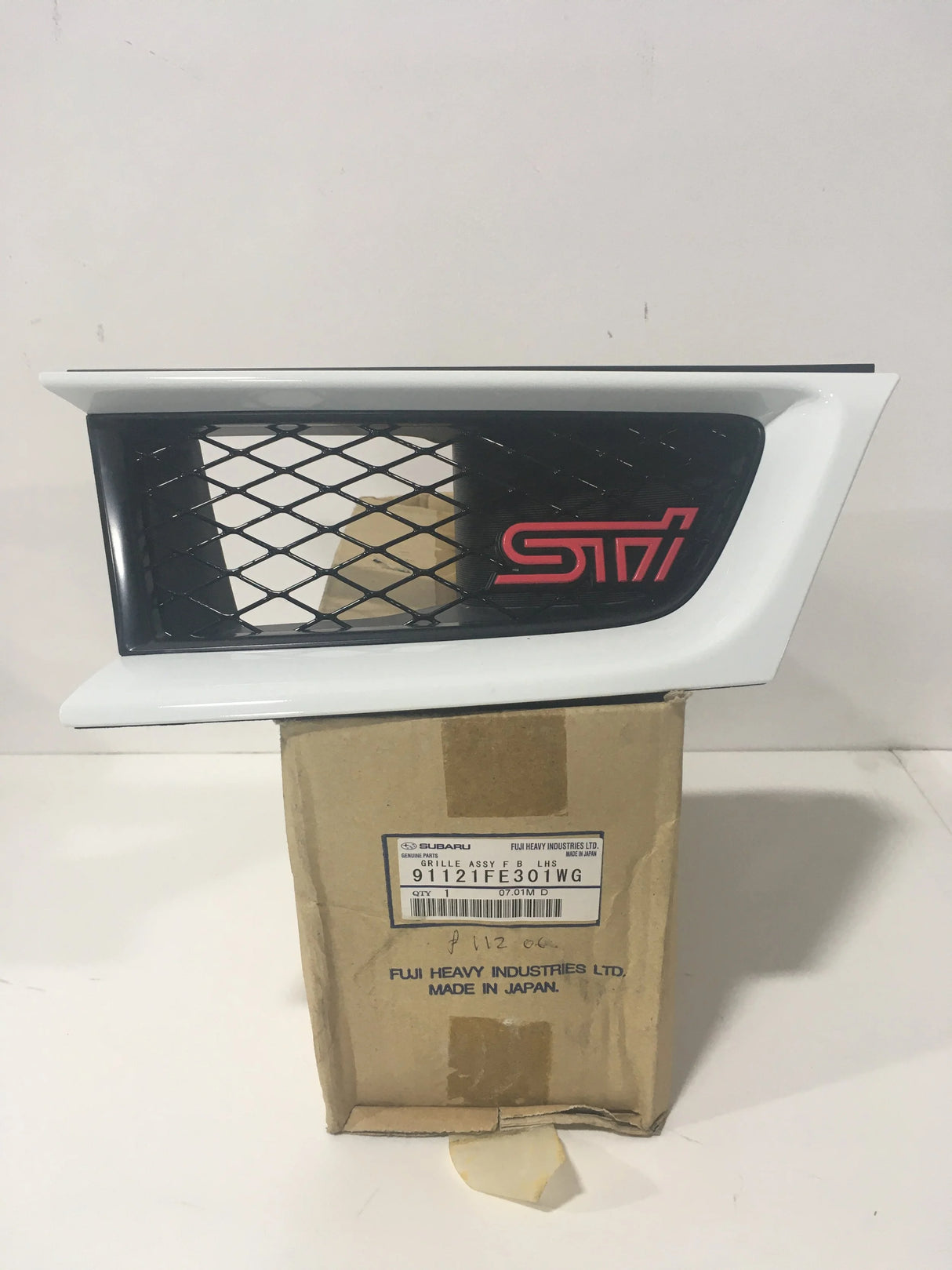 91121FE301WG Subaru Front Grille Assembly L/H White