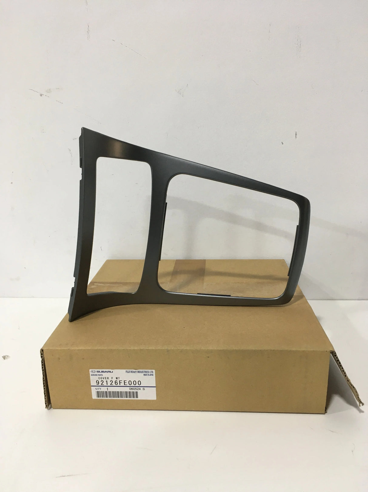 92126FE000 Subaru Console Trim Panel 2005-2007