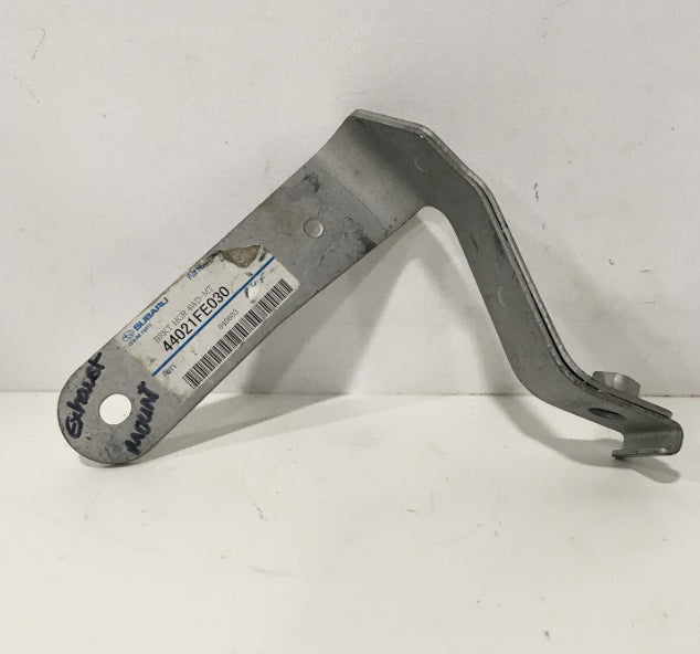 44021FE030 Subaru Mounting Bracket Turbo Heatshield