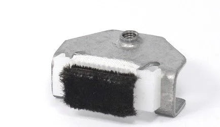 62304FA001 Subaru Rear Door Outer Glass Stabilizer up to 2007