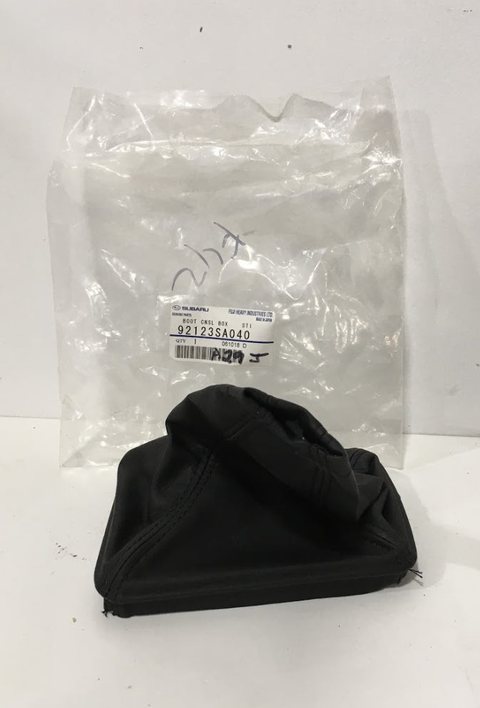 92123SA040 Gear Lever Gaiter 2004-2007 - NO LONGER AVAILABLE