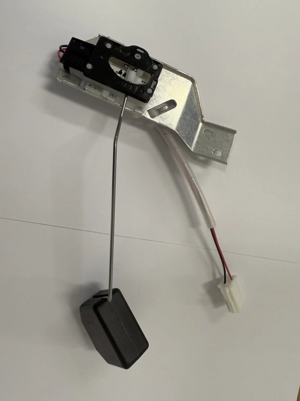 42081FE001 Subaru Main Fuel Level Sensor 2005-2007 (42081FE000)