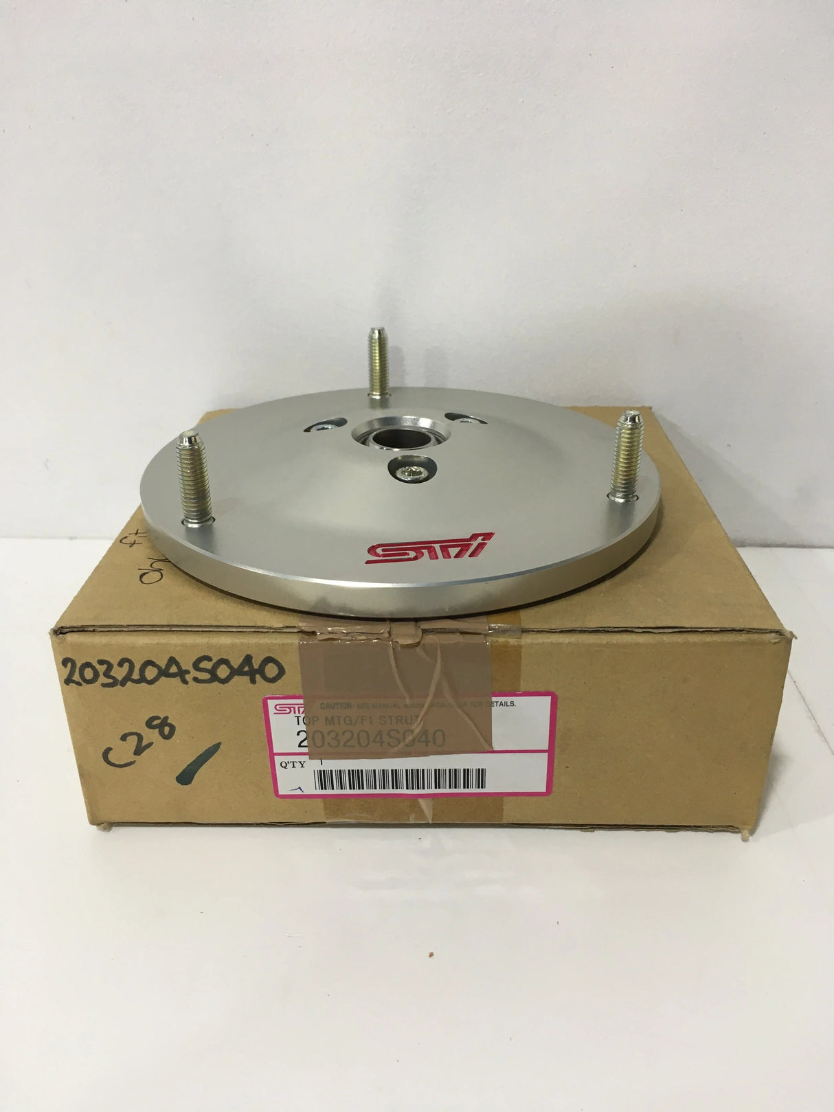 203204S040 Subaru STI Front Top Mount Uni-Ball 2001-2007