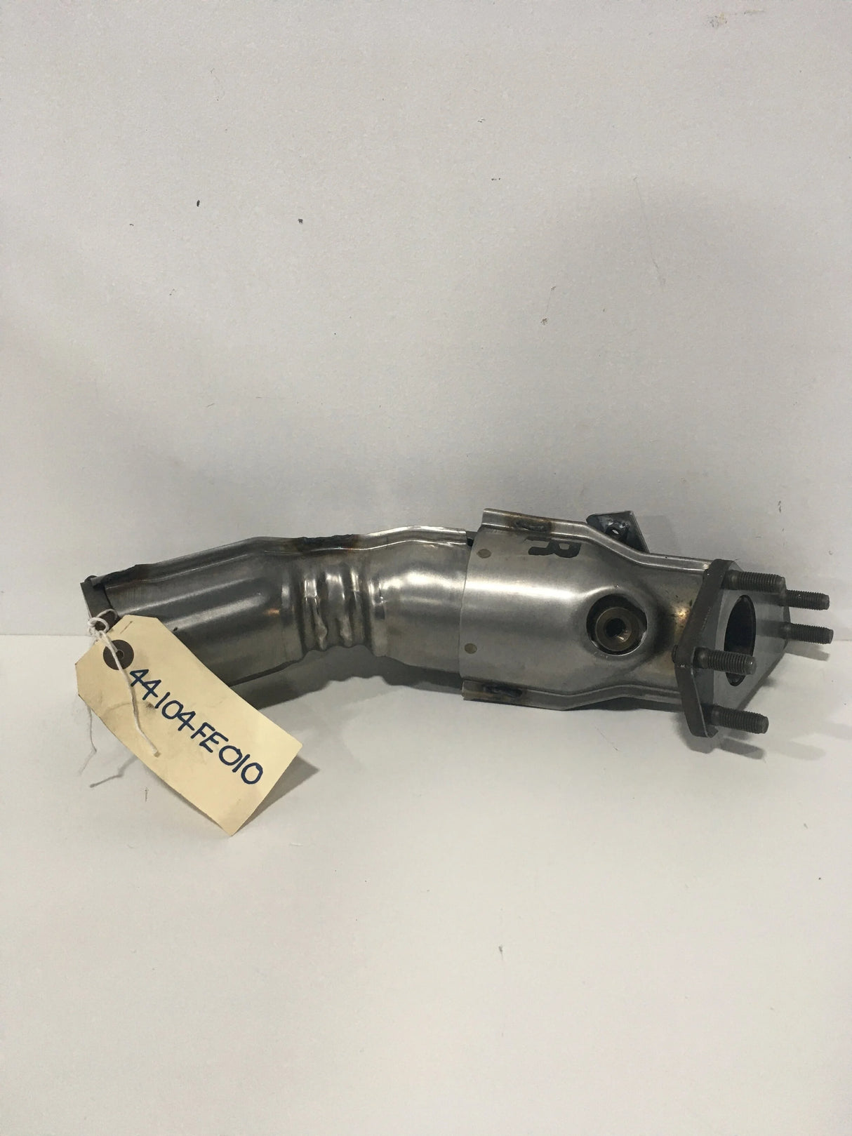 44104FE010 Subaru Exhaust Up Pipe with Catalytic Converter