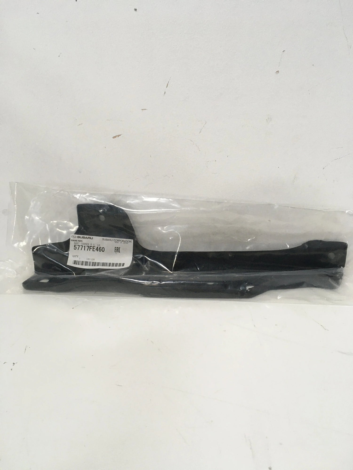 57717FE460 Subaru Rear Corner Bumper Bracket L/H 2002-2007