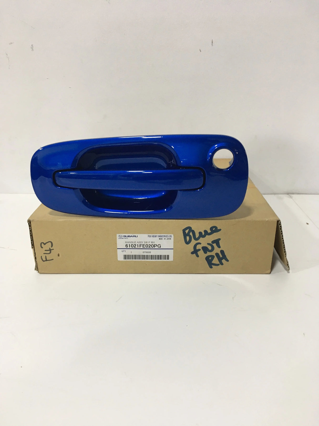 61021FE020PG Subaru Door Handle Outer Front R/H Blue 2003-2007