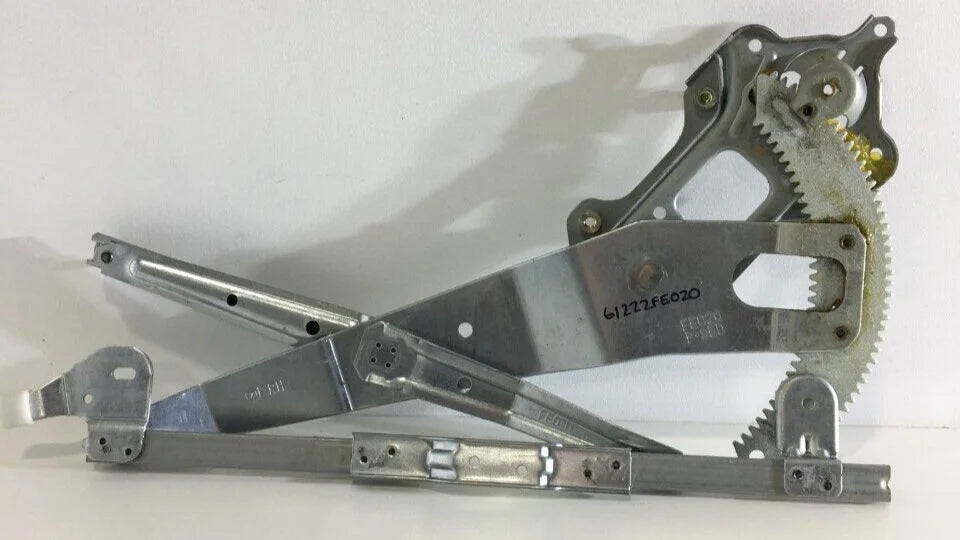 61222FE020 Subaru Front Door Window Regulator R/H 2001-2007 (61222FE022)