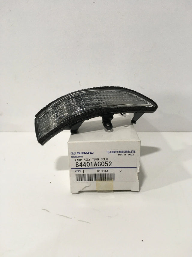 84401AG052 Subaru Wing Mirror Indicator L/H 2008-2014