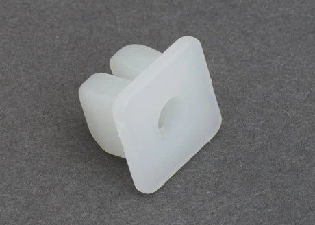 909300029 Subaru Wheel Arch & Grille & Duct Grommet