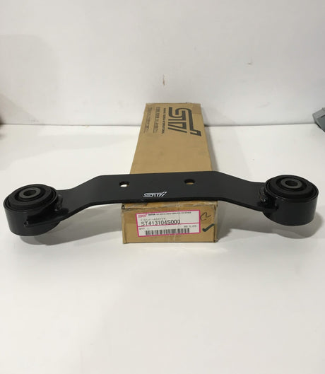 ST413104S000 Subaru STI Rear Diff Support Beam H/D