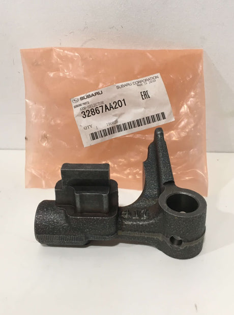 32867AA201 Subaru Gear Selector Arm R/H